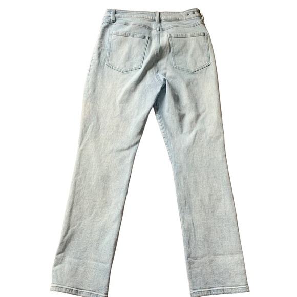 Cabi Higher Straight Light Wash Denim Jeans size 10 Women - Picture 2 of 7